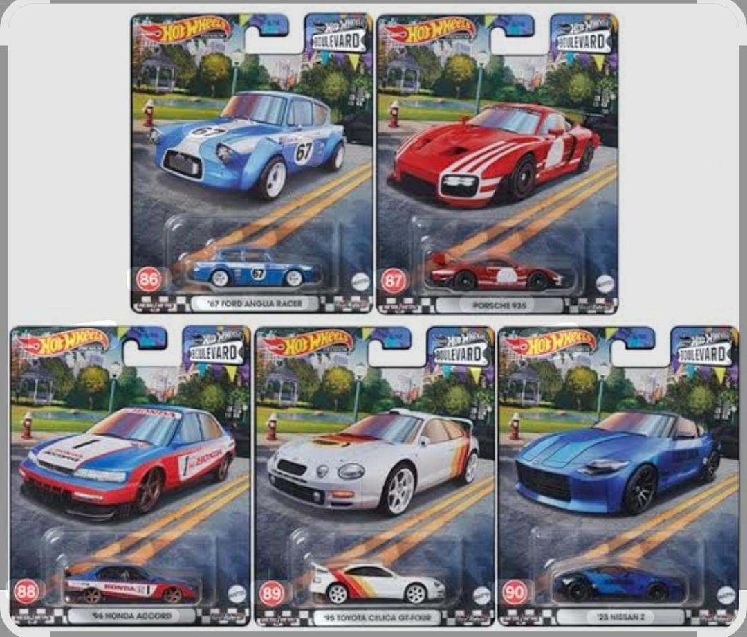 HOT WHEELS PREMIUM 1:64  BOULEVARD 86-90 SET  - Image 1