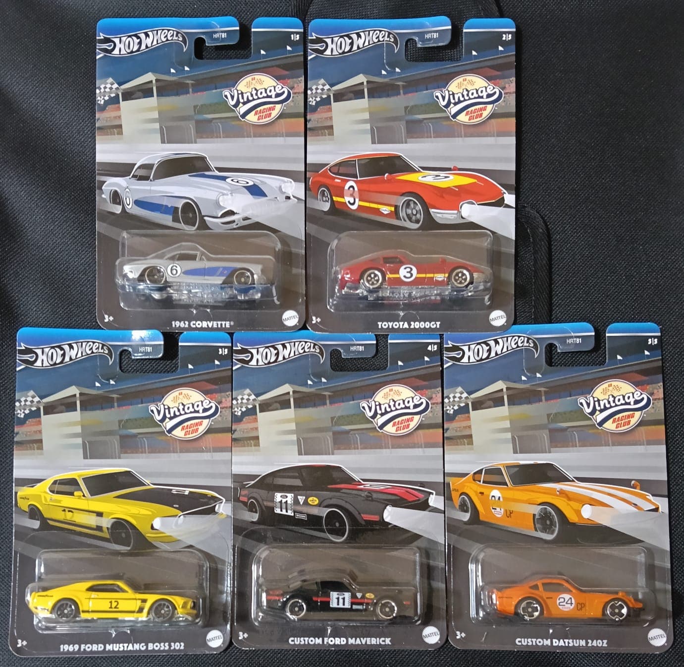Hot Wheels Premium 1:64 VINTAGE RACING CLUB SET - Image 1