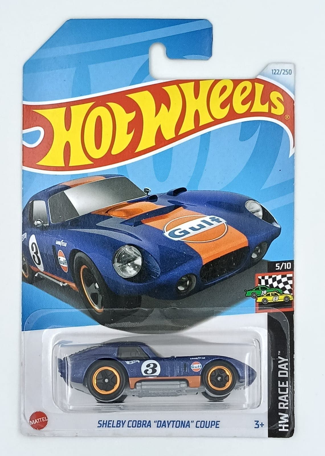 HOT WHEELS MAIN LINE SHELBY COBRA "DAYTONA" COUPE - Image 1
