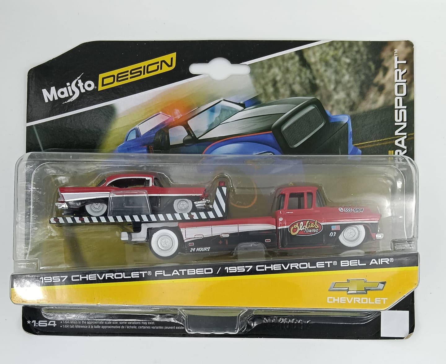 Maisto DESIGN 1957 CHEVROLET FLAT BED / 1957 CHEVROLET BELL AIR ELITE TRANSPORT - Image 1