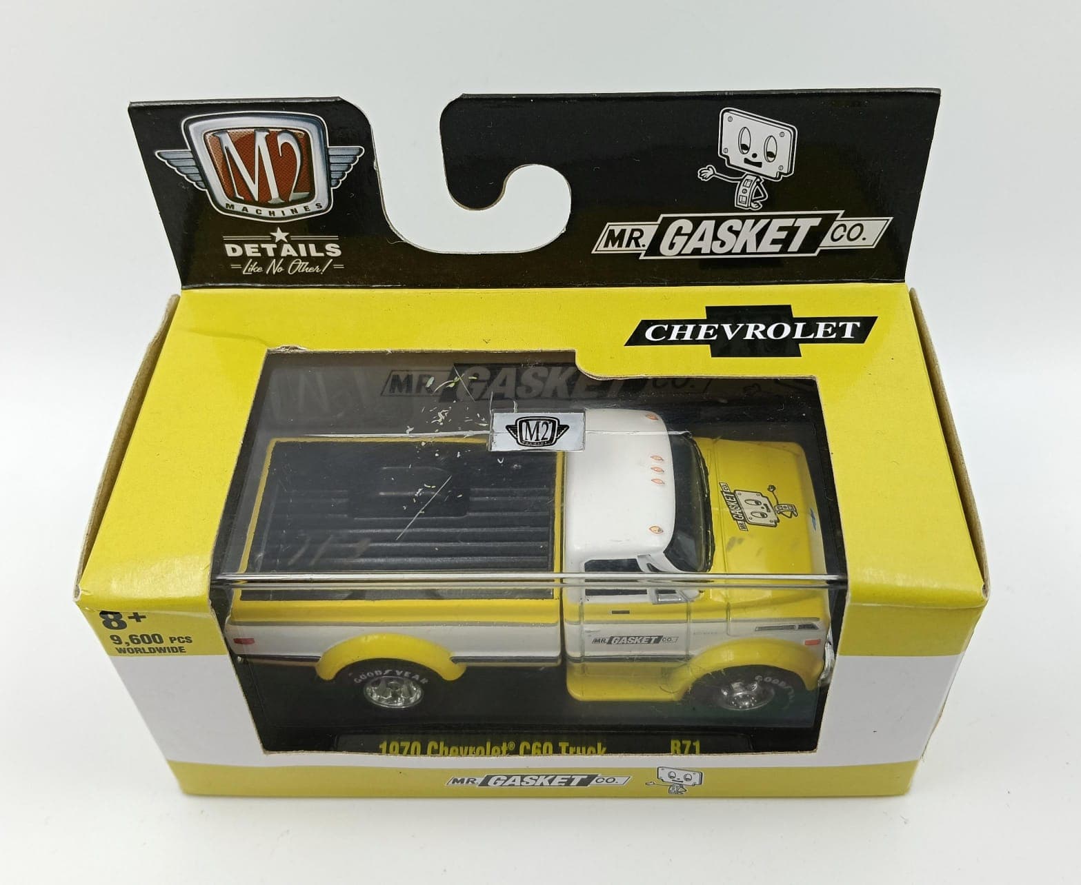 M2 MACHINES ACRYLIC BOX 1970 Chevrolet C60 Truck 9,600 pcs WORLDWIDE - Image 1