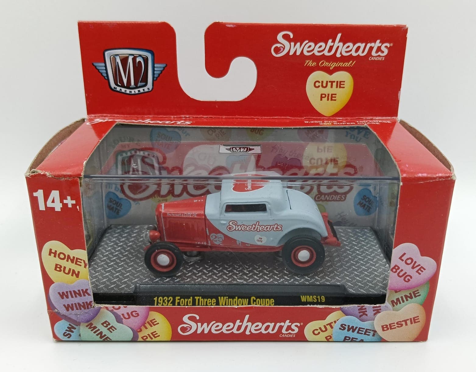 M2 MACHINES ACRYLIC BOX 1932 Ford Three Window Coupe 9,250 Pieces Worldwide - Image 1