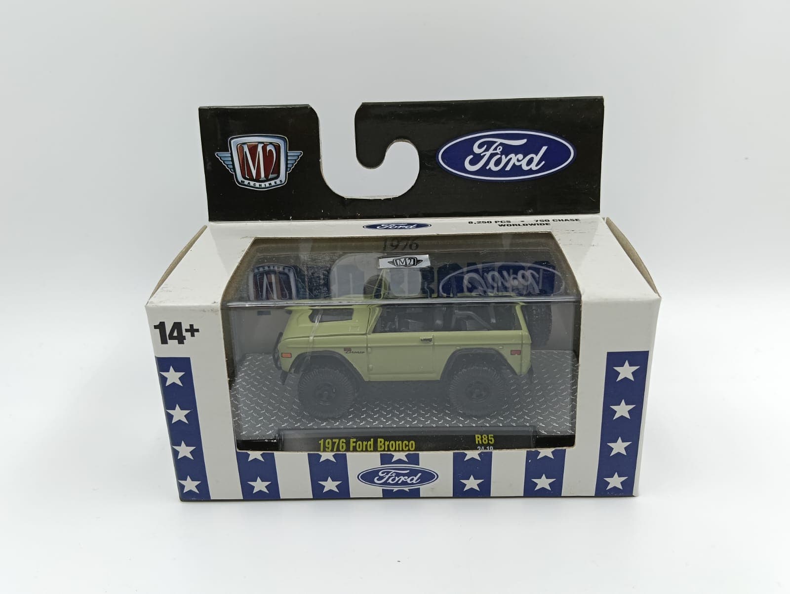 M2 MACHINES ACRYLIC BOX 1976 Ford BRONCO 8,250 Pieces Worldwide - Image 1