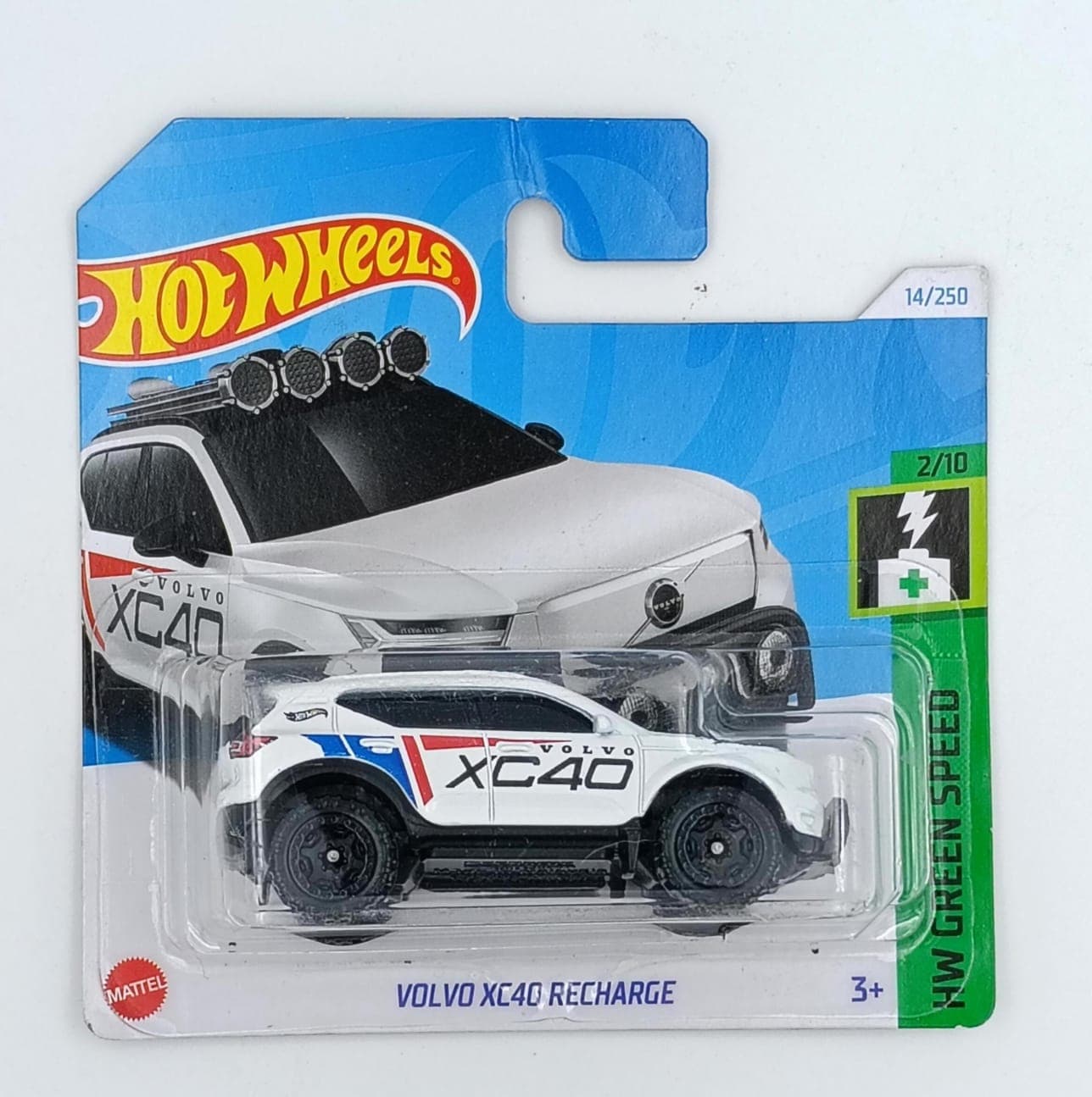 HOT WHEELS VOLVO XC40 RECHARGE SHORT CARD - Image 1